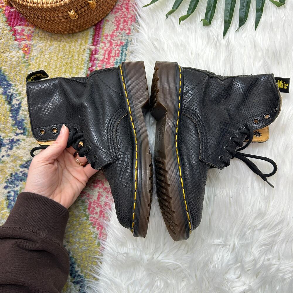 Dr. Martens Junior 1460 Reptile Emboss Ankle Boots Kids 3 Black Leather Lace Up - Picture 6 of 9
